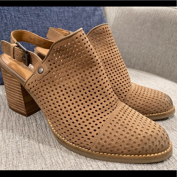 Franco Sarto heels - Picture 1 of 7